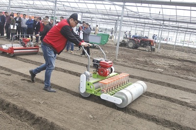 農機化技術試驗示范工作經驗交流會在甬召開 推動農業(yè)機械設備創(chuàng)新發(fā)展